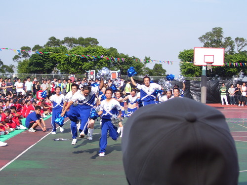 2006 校慶運動會啦啦隊圖片